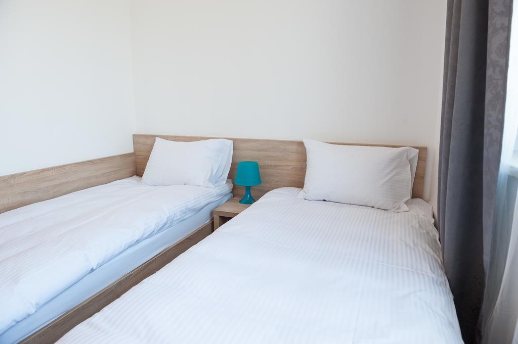Patra Bed & Breakfast Warsawa Bagian luar foto