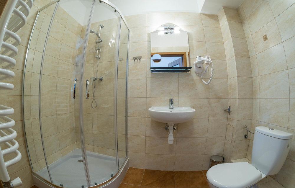 Patra Bed & Breakfast Warsawa Bagian luar foto
