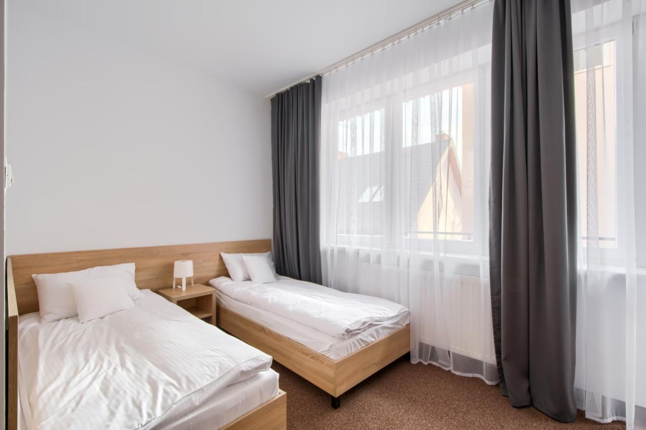 Patra Bed & Breakfast Warsawa Bagian luar foto